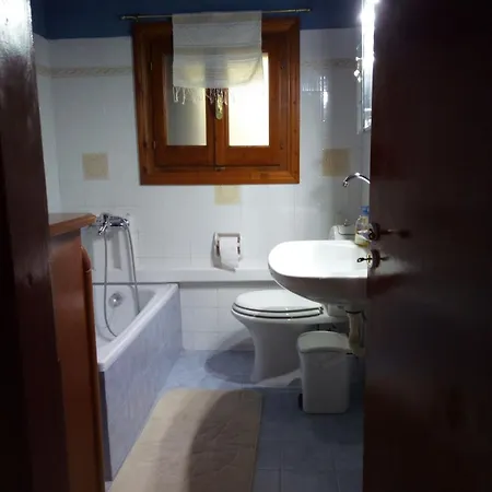 Holiday home #perkyroseshome, Sea & Mountain Combo, Milies, S Pelion, Magnisia, Volos, Greece Mileai
