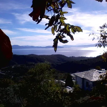 Holiday home #perkyroseshome, Sea & Mountain Combo, Milies, S Pelion, Magnisia, Volos, Greece Mileai