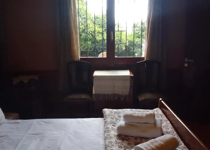 Case de vacanță Perky Roses Home, Mountain Meets Sea In Milies, Pelion Miléai